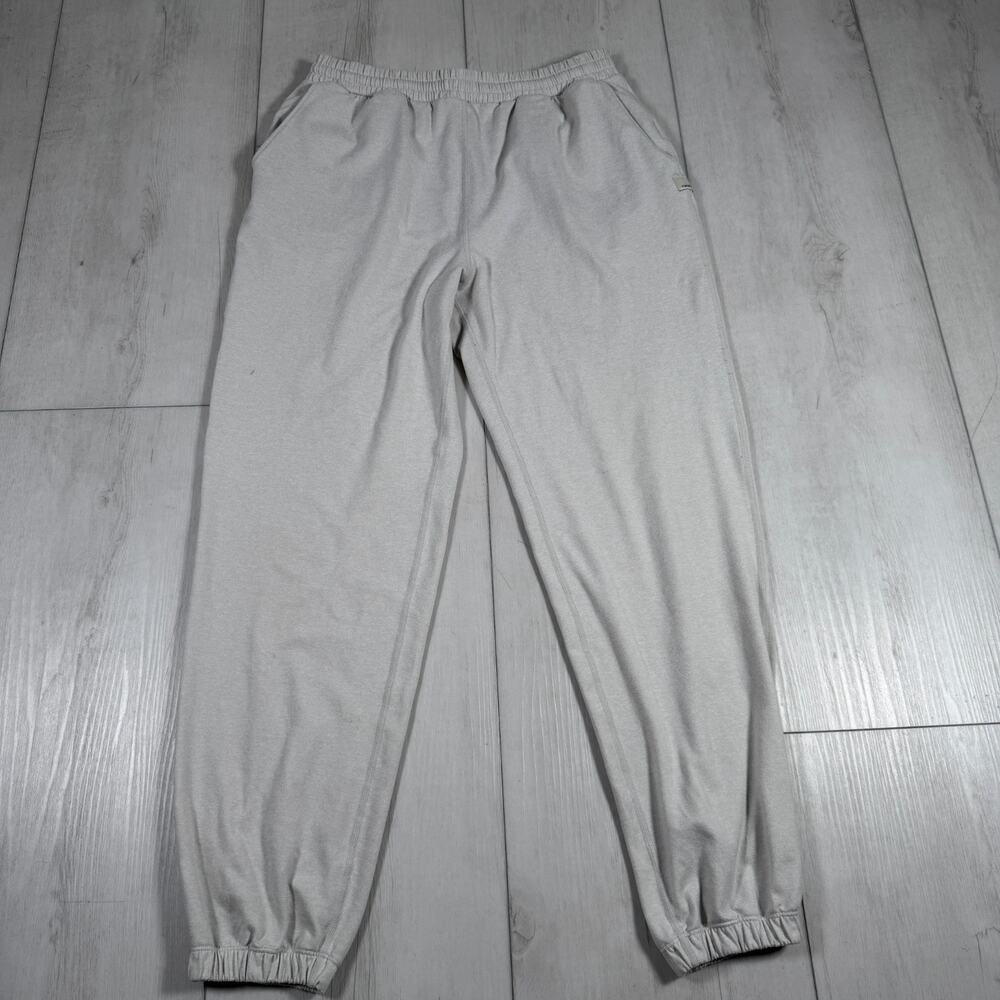 Vuori Jogger Pants Womans Small Gray VW457 Boyfriend Athleisure Soft Lounge